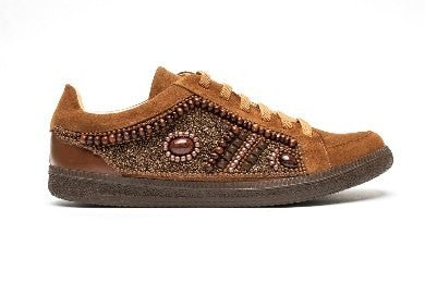 Paraty Brown