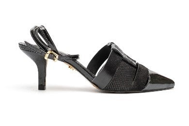 Vitoria Black